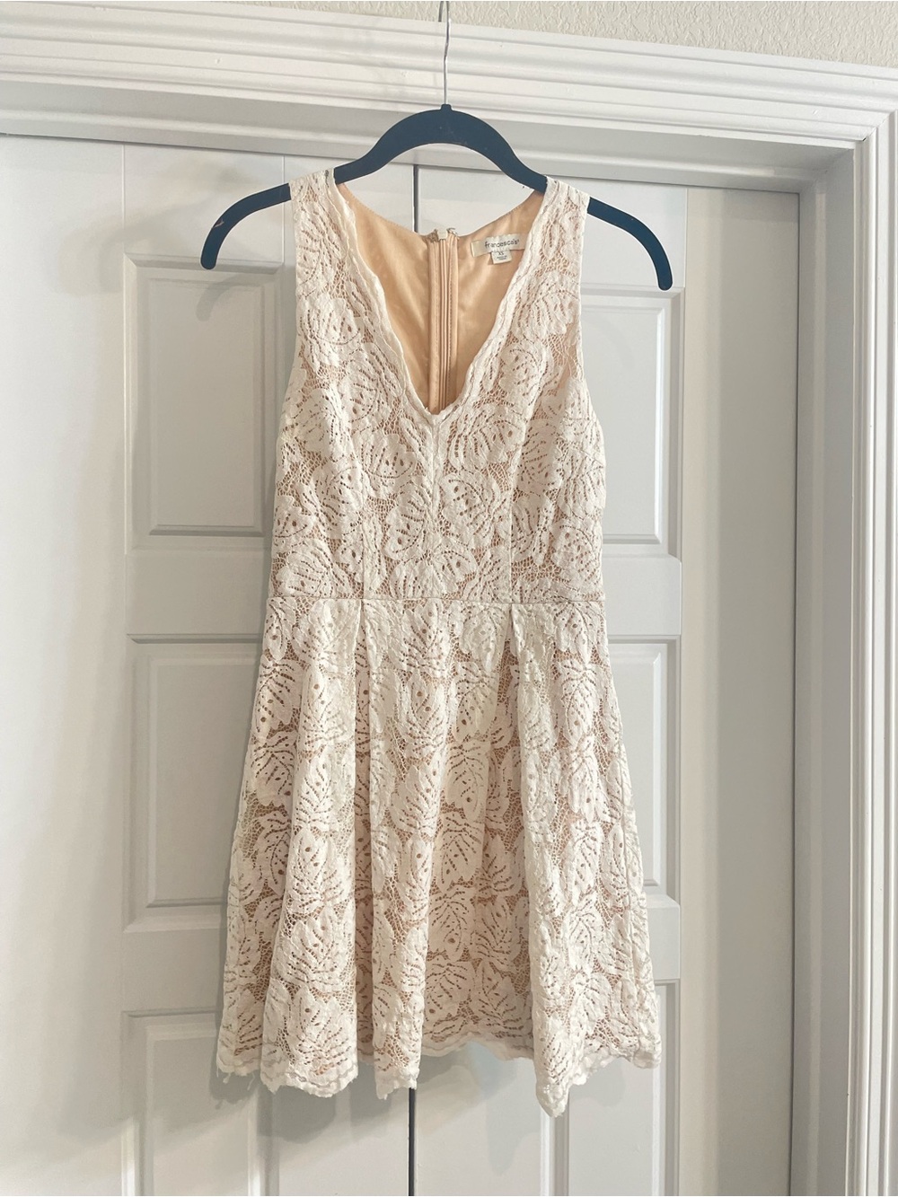 Francesca's Collections Cream Lace V-Neck Mini Dress